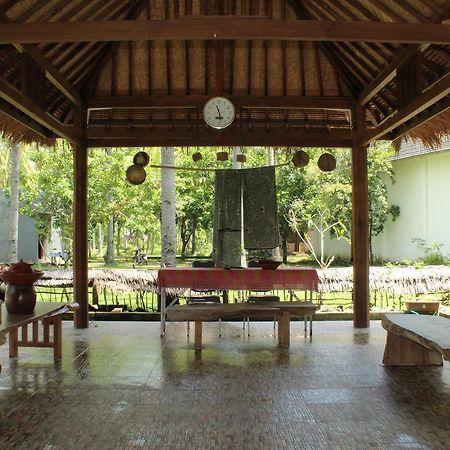 Gondang Beach Hotel Gili Trawangan Exteriör bild