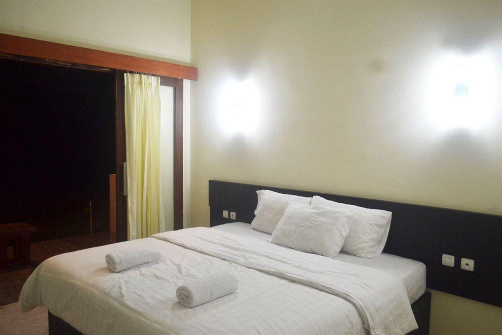 Gondang Beach Hotel Gili Trawangan Exteriör bild