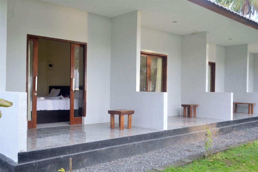 Gondang Beach Hotel Gili Trawangan Exteriör bild
