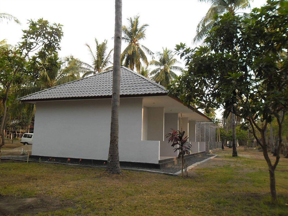 Gondang Beach Hotel Gili Trawangan Exteriör bild