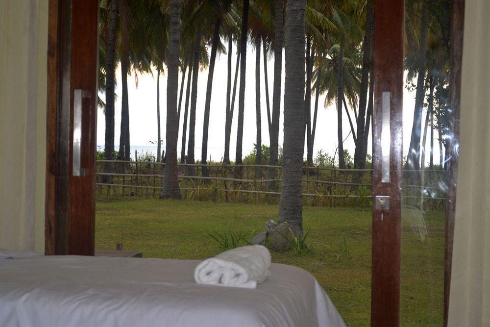 Gondang Beach Hotel Gili Trawangan Exteriör bild