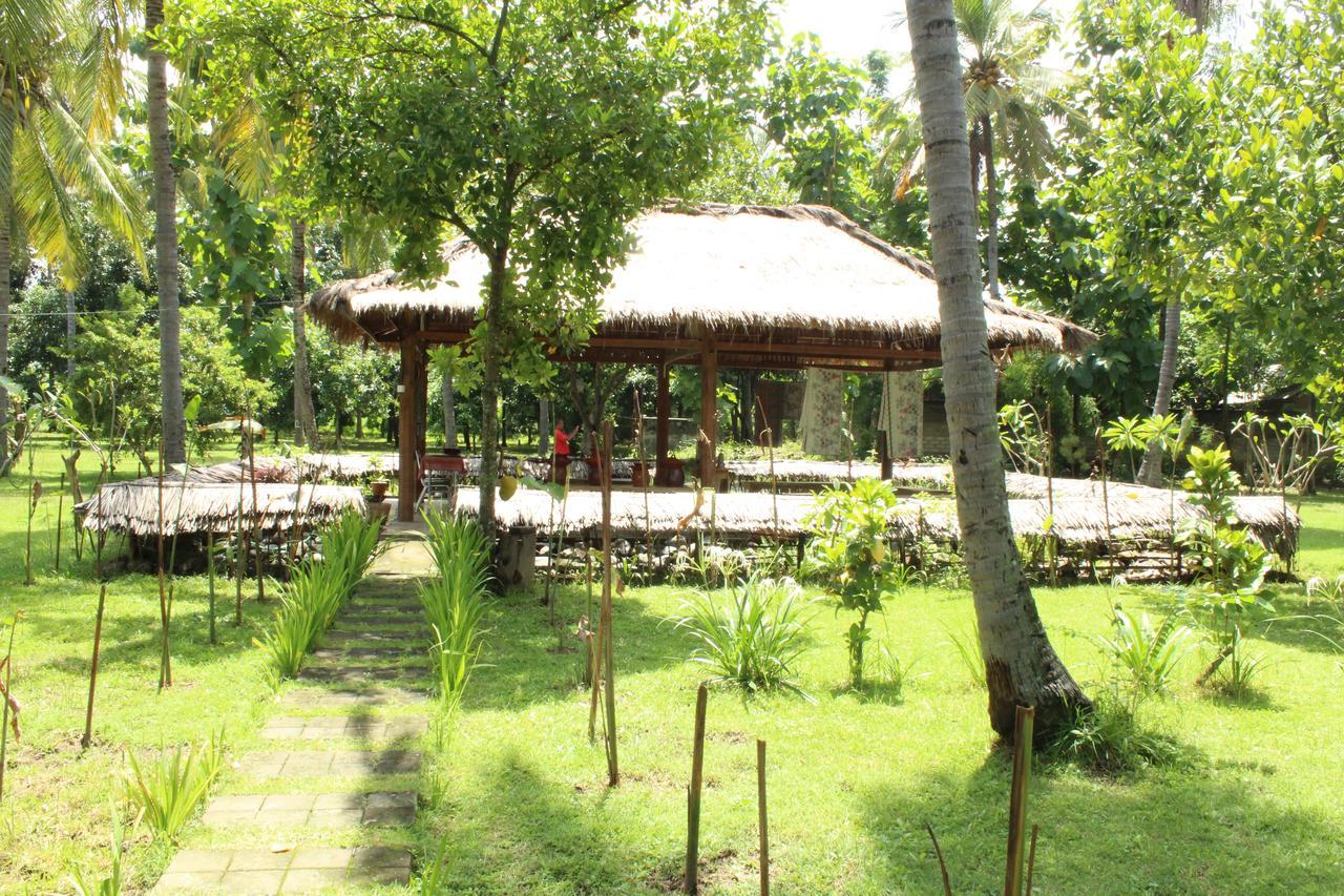 Gondang Beach Hotel Gili Trawangan Exteriör bild