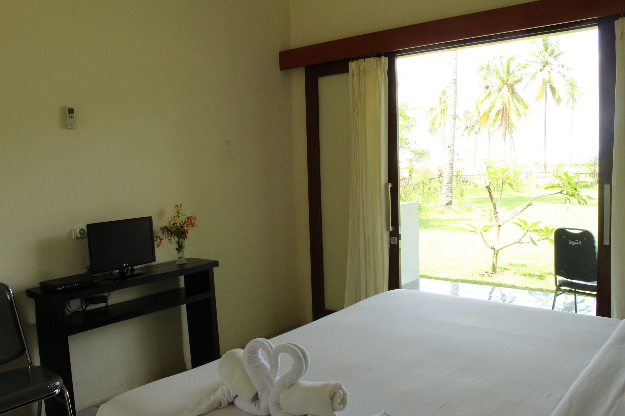 Gondang Beach Hotel Gili Trawangan Exteriör bild
